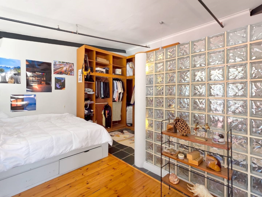 1 Bedroom Property for Sale in Cape Town City Centre Western Cape
